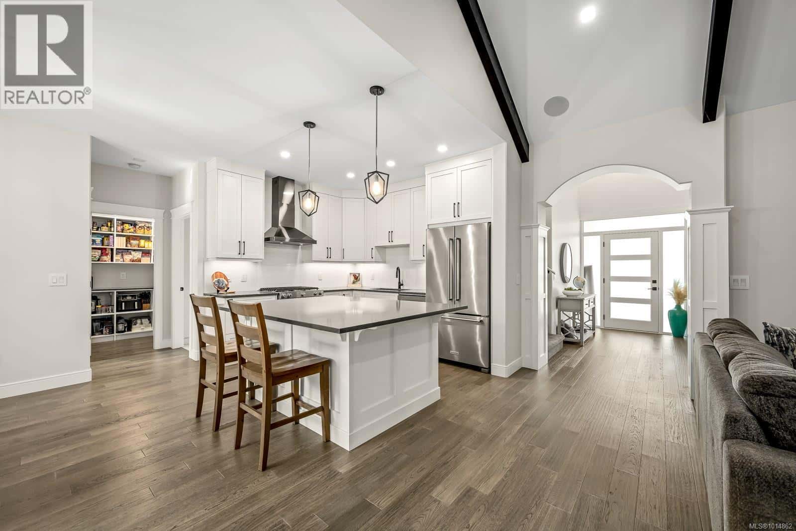 4 2880 Arden Rd — Courtenay, British Columbia - Photo 4 of 30