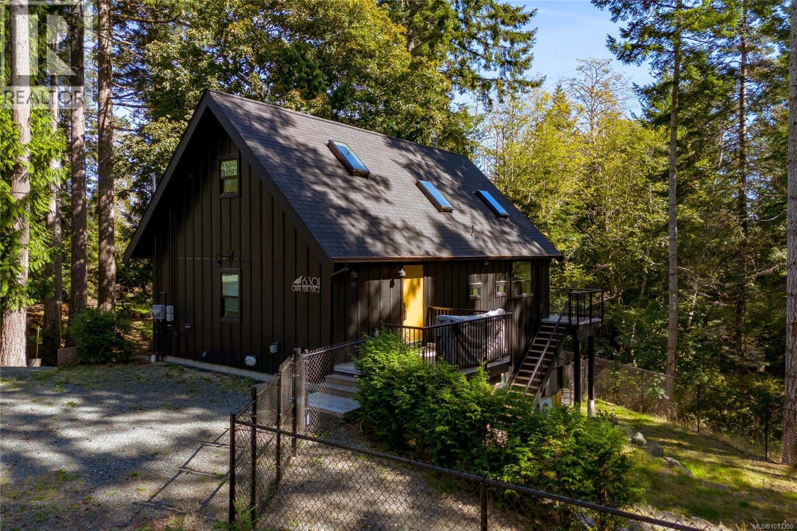 6301 Quail Peak Place