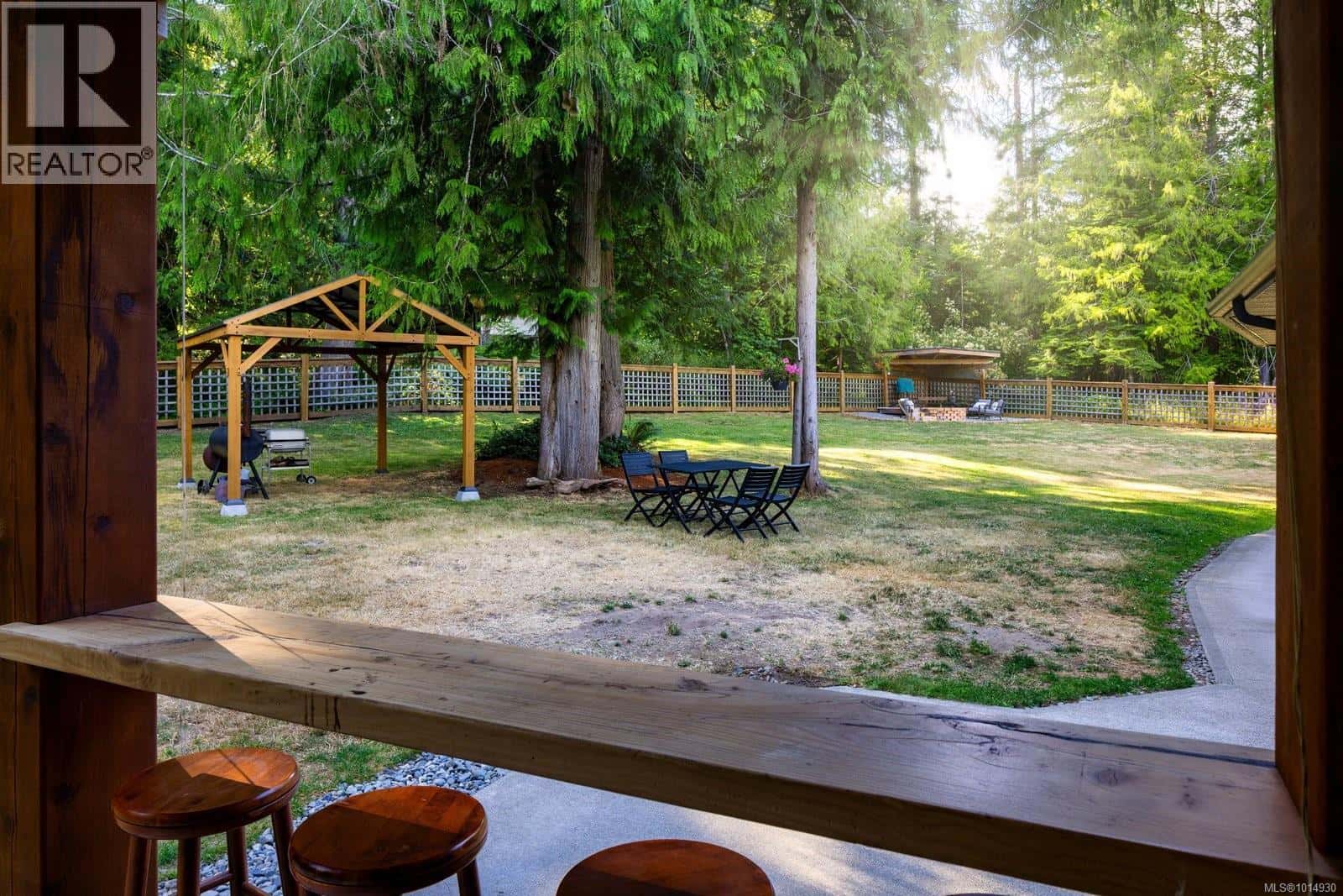 2656 Moncur Rd — Shawnigan Lake, British Columbia - Photo 3 of 78