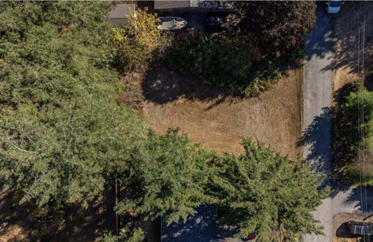 45981 LINZEY ROAD, Cultus Lake East — Cultus Lake, British Columbia - Photo 4 of 16