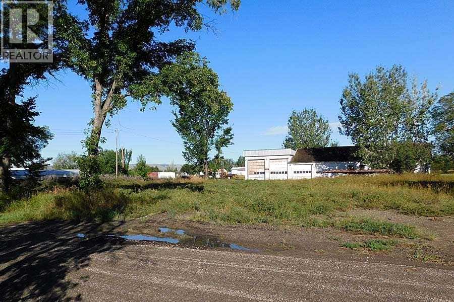 Tigermoth Crescent NE — Rural Willow Creek No. 26, M.D. of, Alberta - Photo 4 of 9