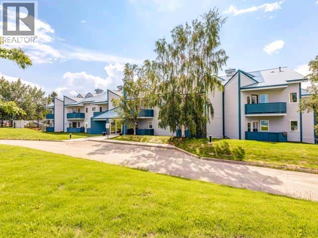 8-35 LEWES BOULEVARD — Whitehorse, Yukon - Photo 3 of 17