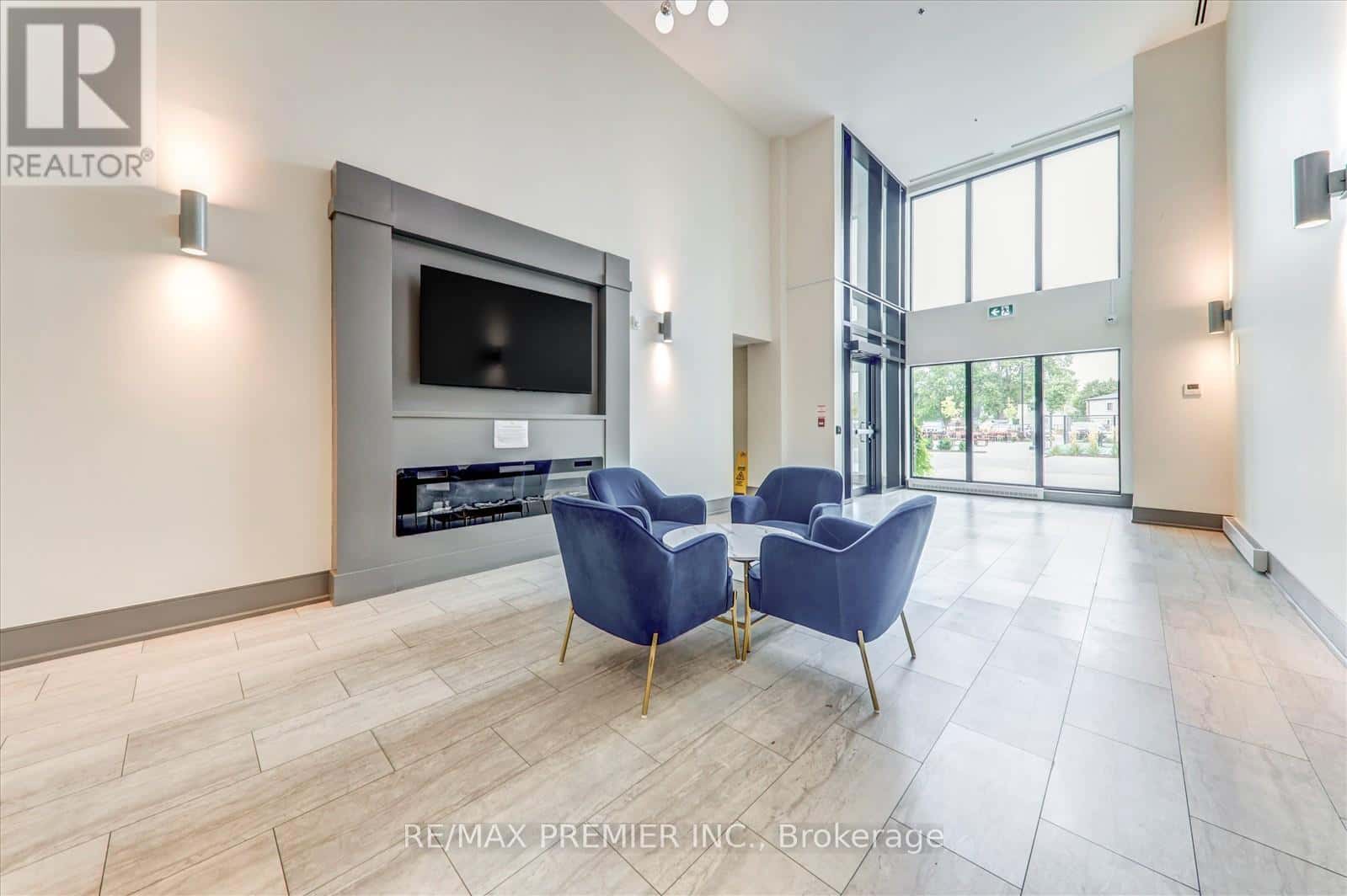 LP-17 - 50 HERRICK AVENUE — St. Catharines (Oakdale), Ontario - Photo 4 of 20