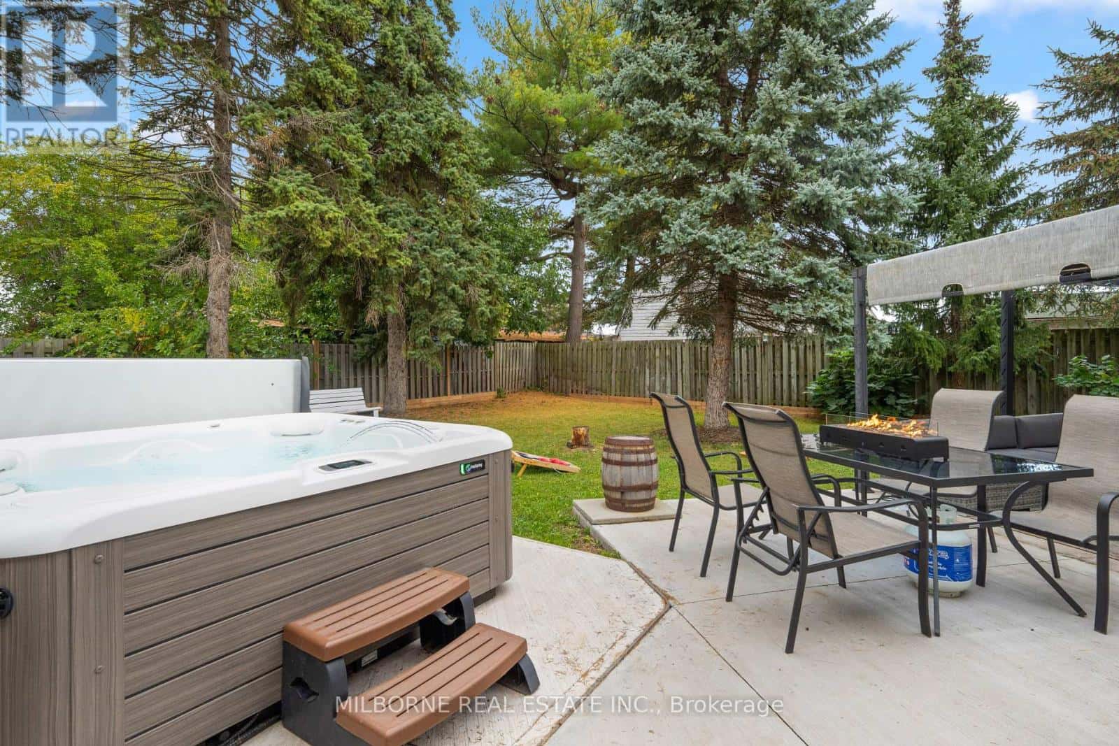 1846 NIAGARA STONE ROAD — Niagara-on-the-Lake (Virgil), Ontario - Photo 3 of 36