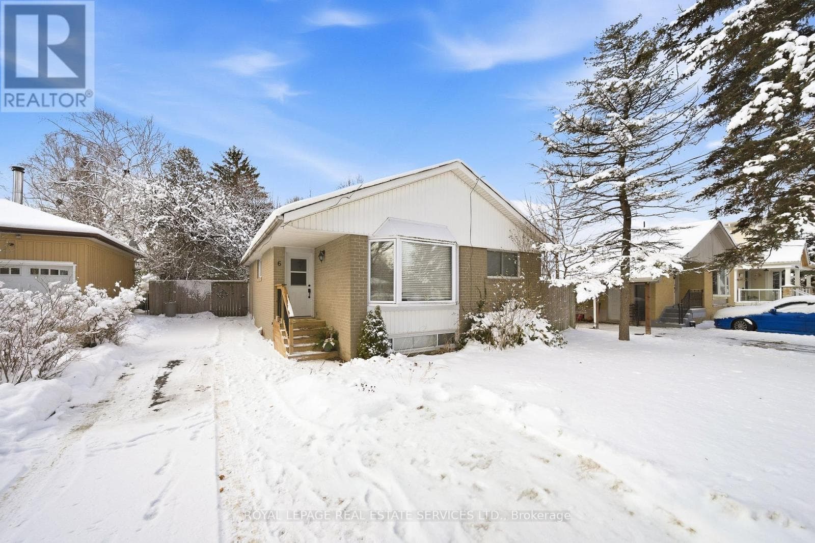 Aurora (Aurora Highlands), Ontario — Aurora (Aurora Highlands), Ontario - Main photo