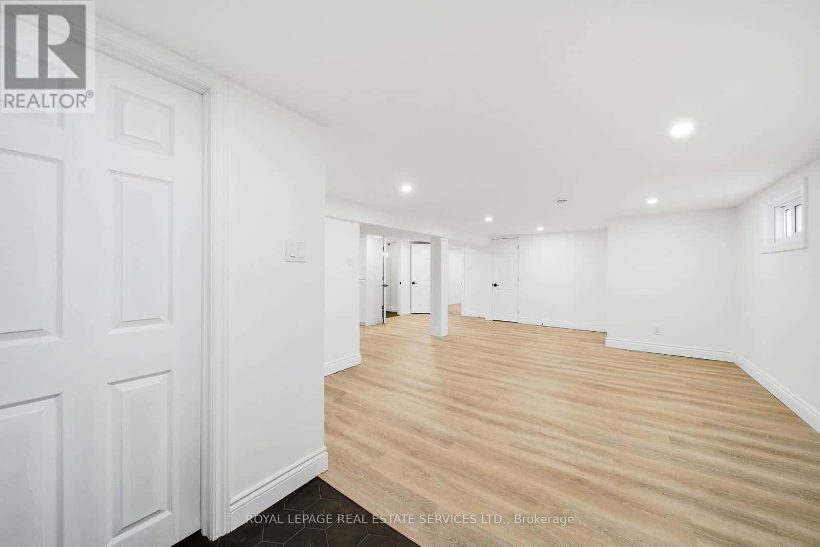 Aurora (Aurora Highlands), Ontario — Aurora (Aurora Highlands), Ontario - Photo 3 of 11