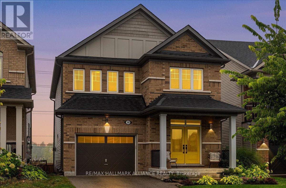 39 KAY CRESCENT — Centre Wellington (Fergus), Ontario - Main photo