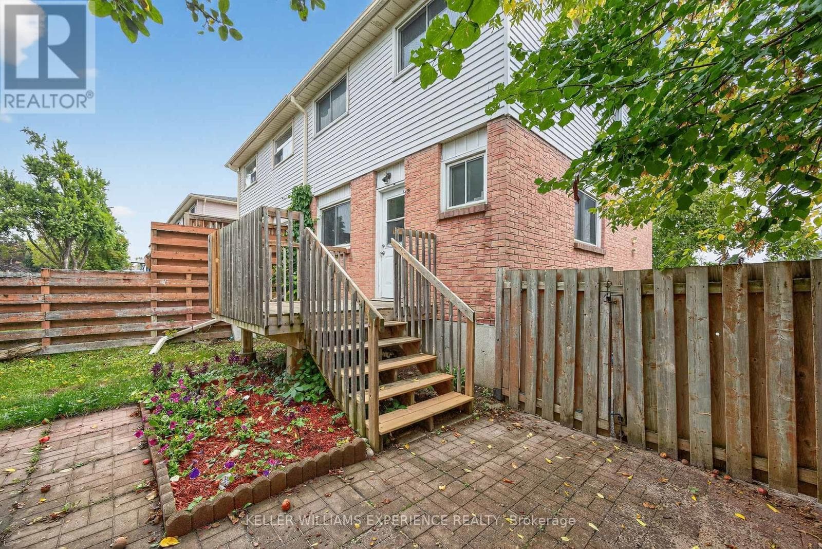 79 CARLTON ROAD — Barrie (Cundles East), Ontario - Main photo