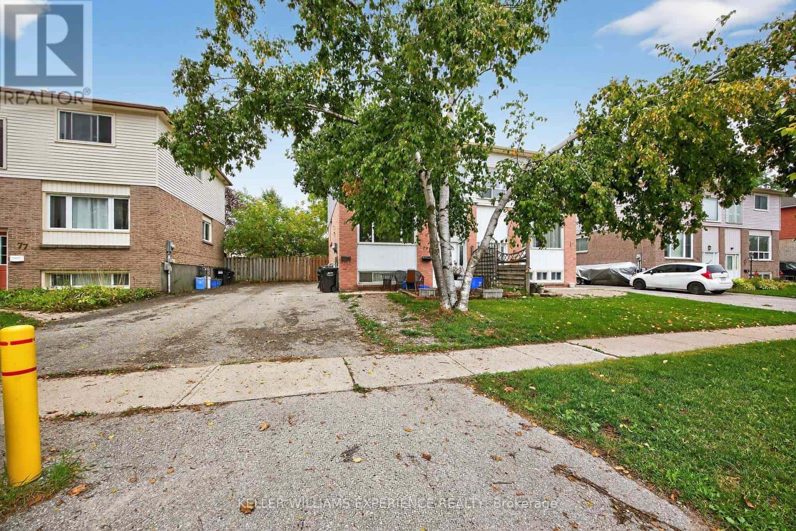 79 CARLTON ROAD — Barrie (Cundles East), Ontario - Photo 2 of 42