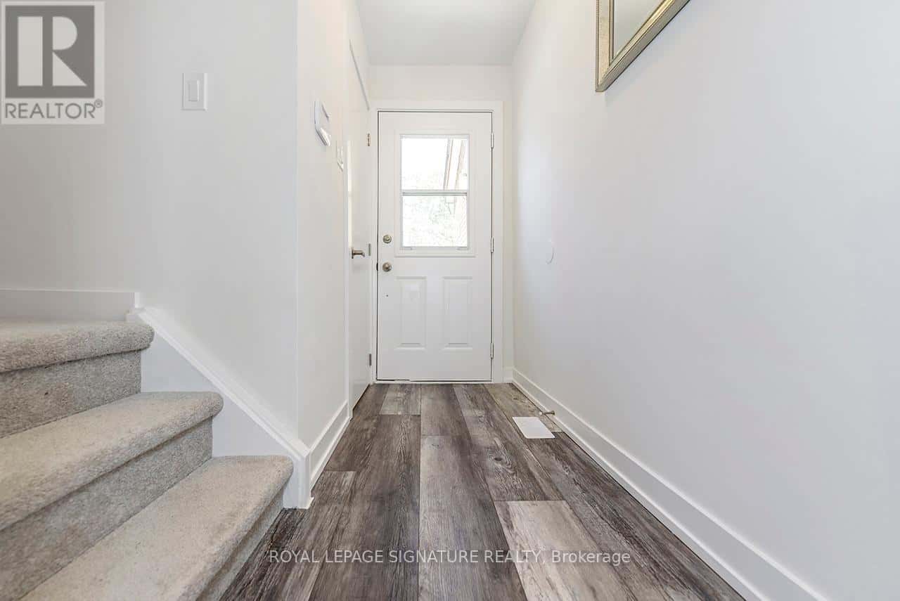 Hamilton (Templemead), Ontario — Hamilton (Templemead), Ontario - Photo 2 of 23