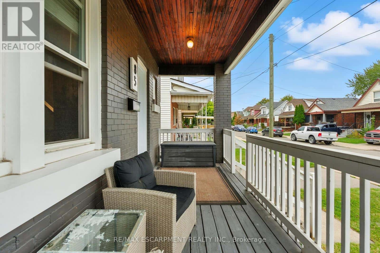 85 CROSTHWAITE AVENUE N — Hamilton (Homeside), Ontario - Photo 4 of 50