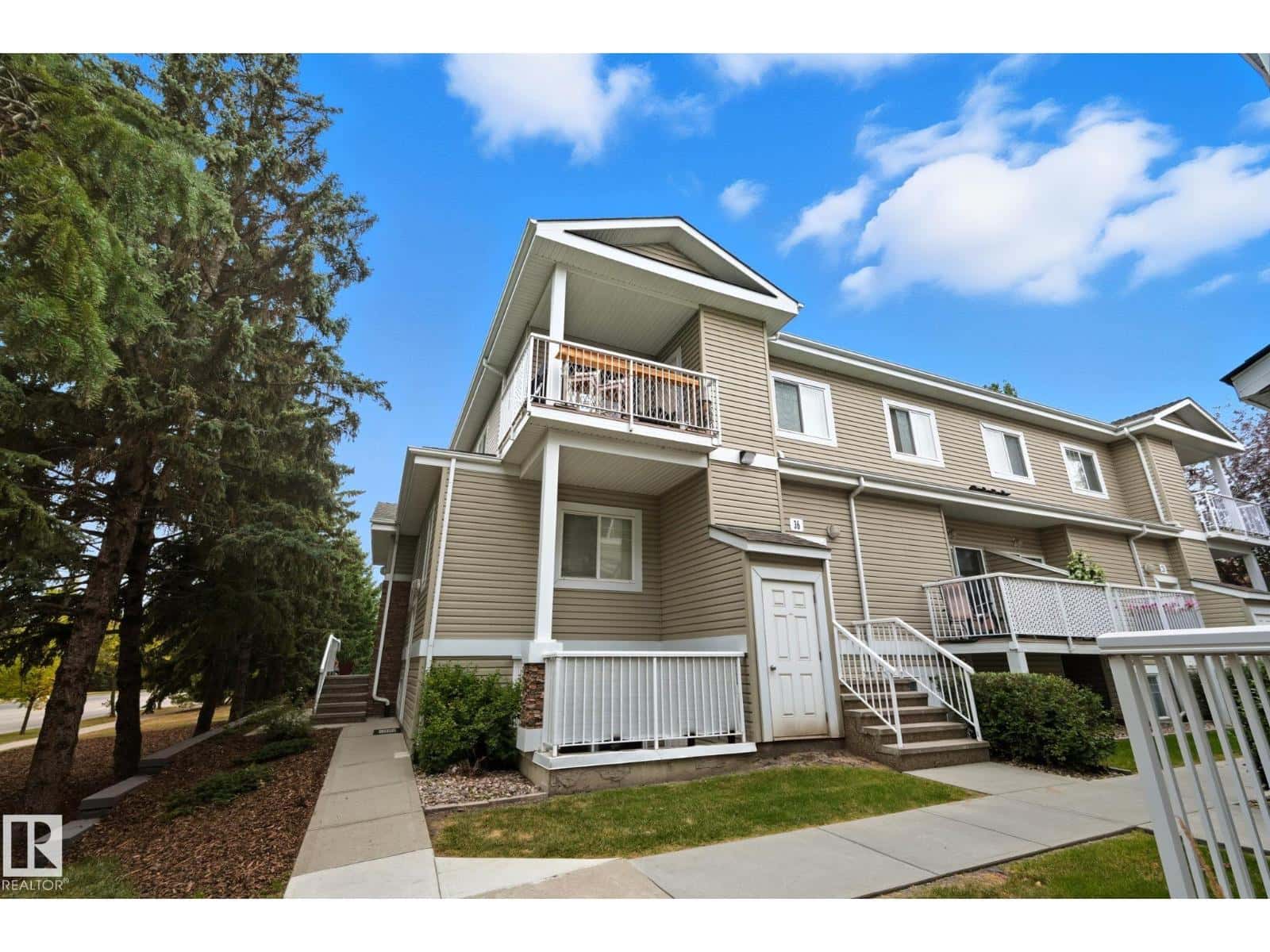 #35C 79 BELLEROSE DR