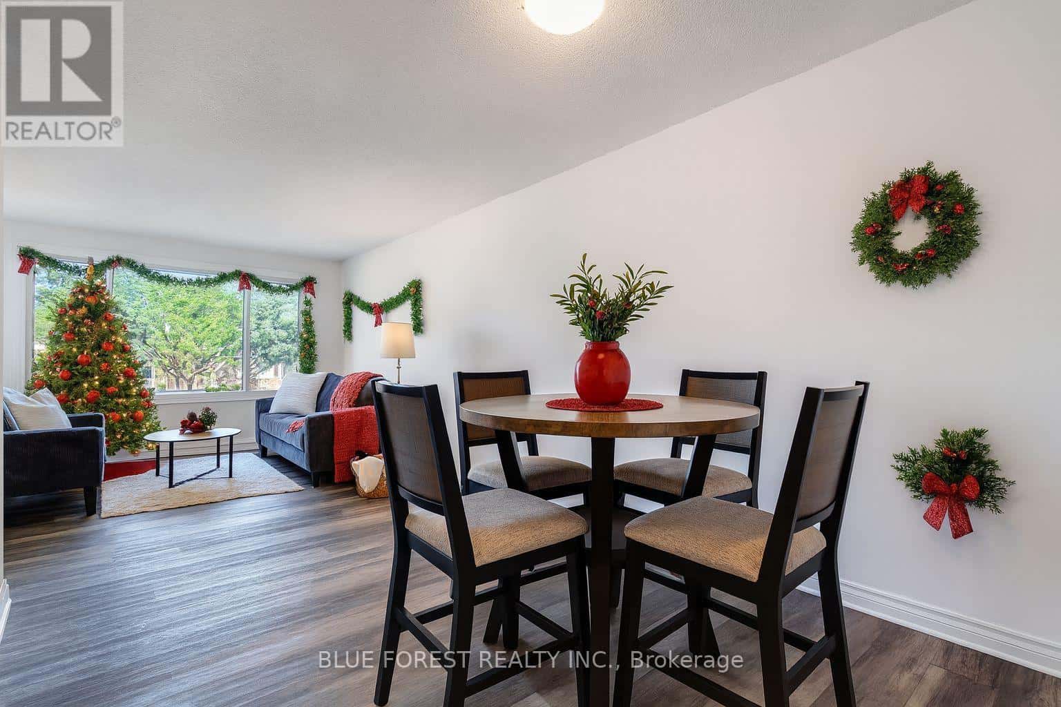 Chatham-Kent (Wallaceburg), Ontario — Chatham-Kent (Wallaceburg), Ontario - Photo 3 of 32