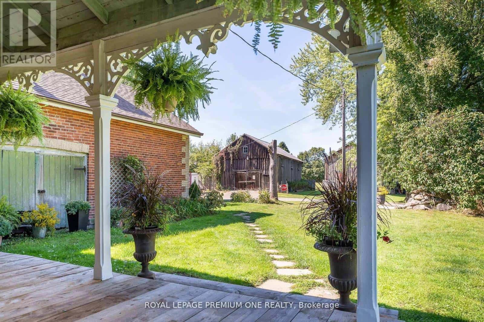 14650 HEART LAKE ROAD — Caledon (Inglewood), Ontario - Photo 4 of 50