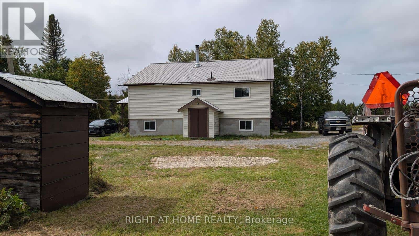 58 BELLEFEUILLE ROAD S — West Nipissing (Field), Ontario - Photo 4 of 46