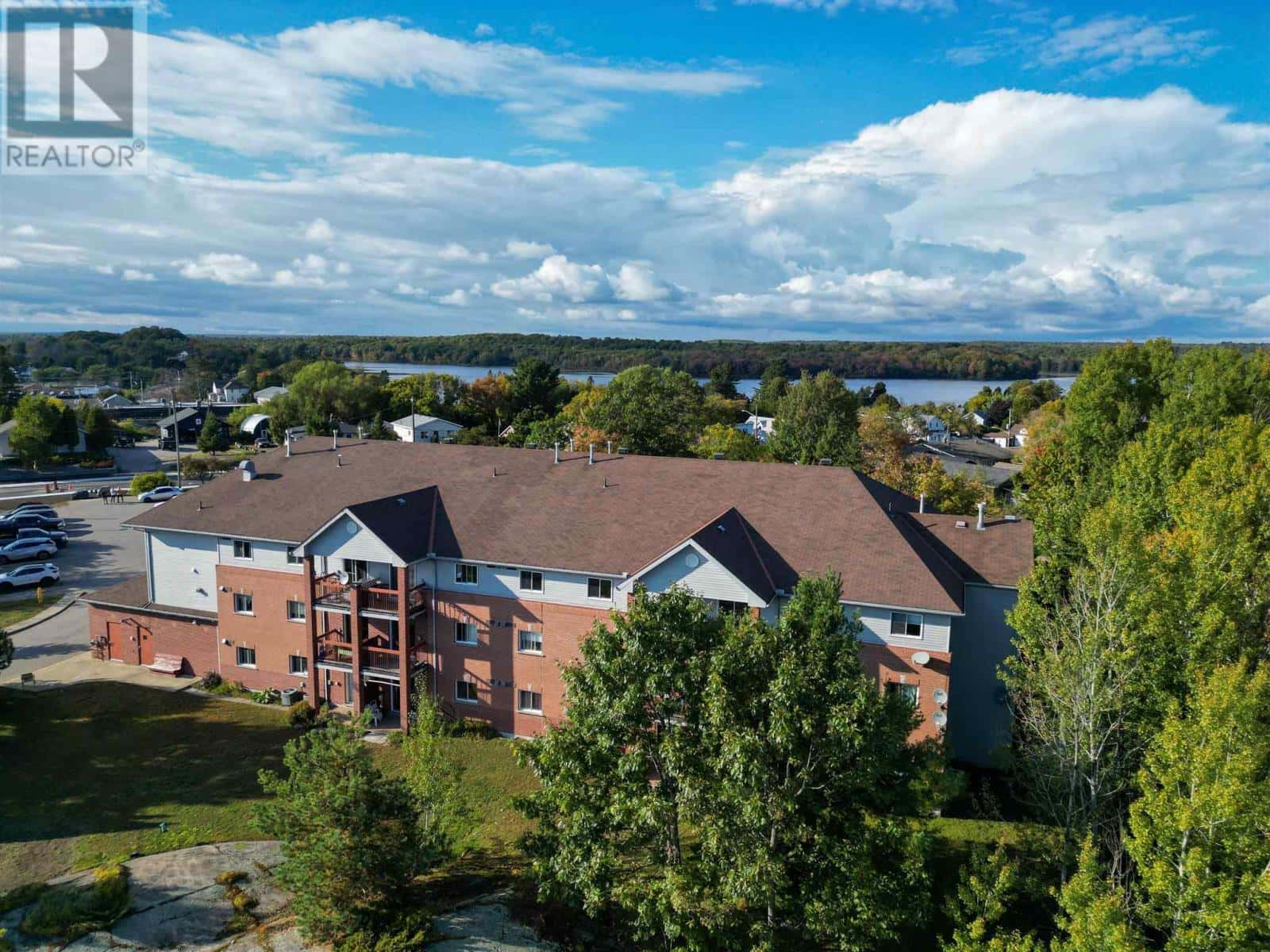 45 Murray ST — Blind River, Ontario - Photo 2 of 52