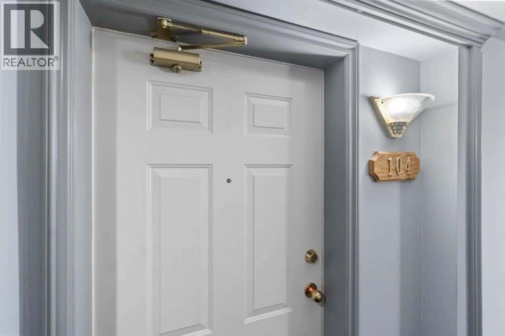 251 6 Street SE Unit# 104 — Salmon Arm, British Columbia - Photo 5 of 60