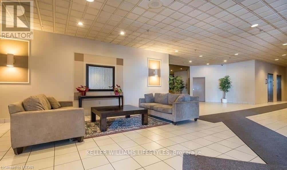 603 - 380 KING STREET — London East (East K), Ontario - Photo 2 of 18