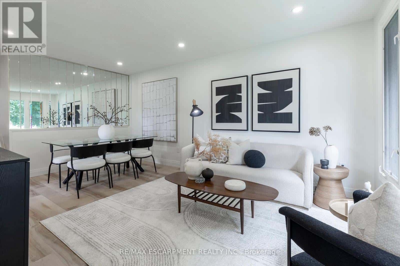 20 LAIRD DRIVE — Hamilton (Lisgar), Ontario - Photo 3 of 15