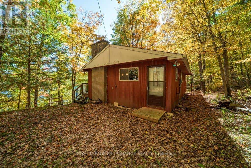 1042 EAST FLIELER LANE — Frontenac (Frontenac North), Ontario - Photo 2 of 50