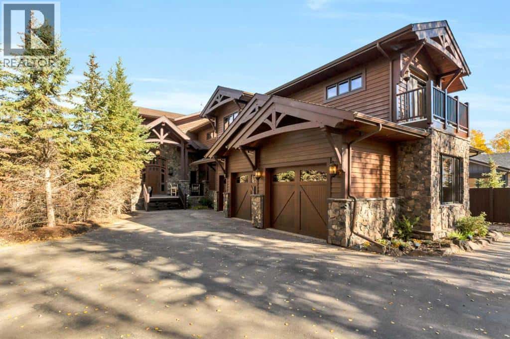 261 Honeymoon Drive — Norglenwold, Alberta - Photo 2 of 100