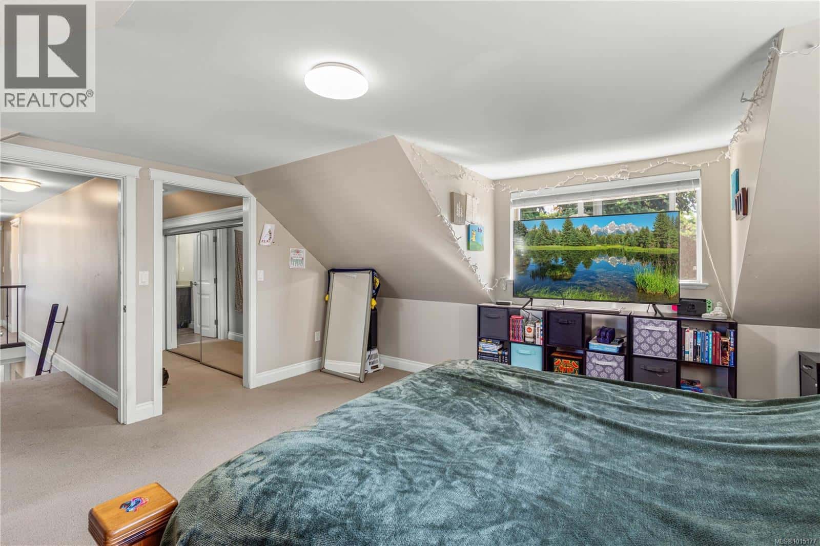 222 Morison Ave — Parksville, British Columbia - Photo 5 of 65