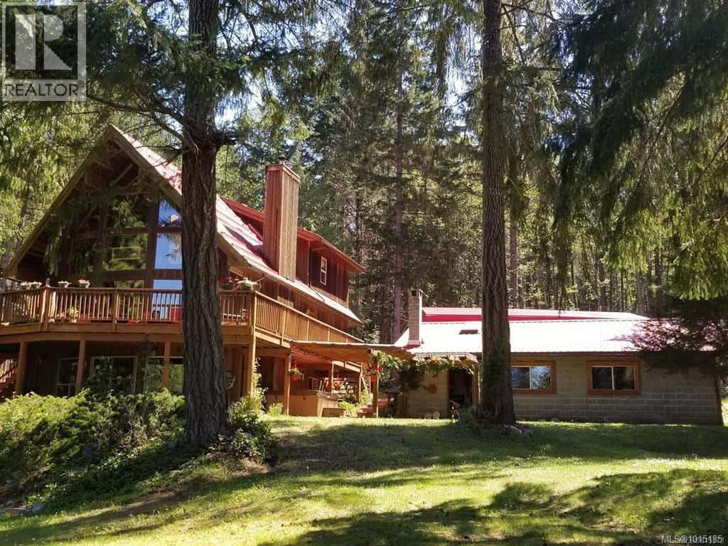 3211 Colpman Rd — Cobble Hill, British Columbia - Photo 3 of 65