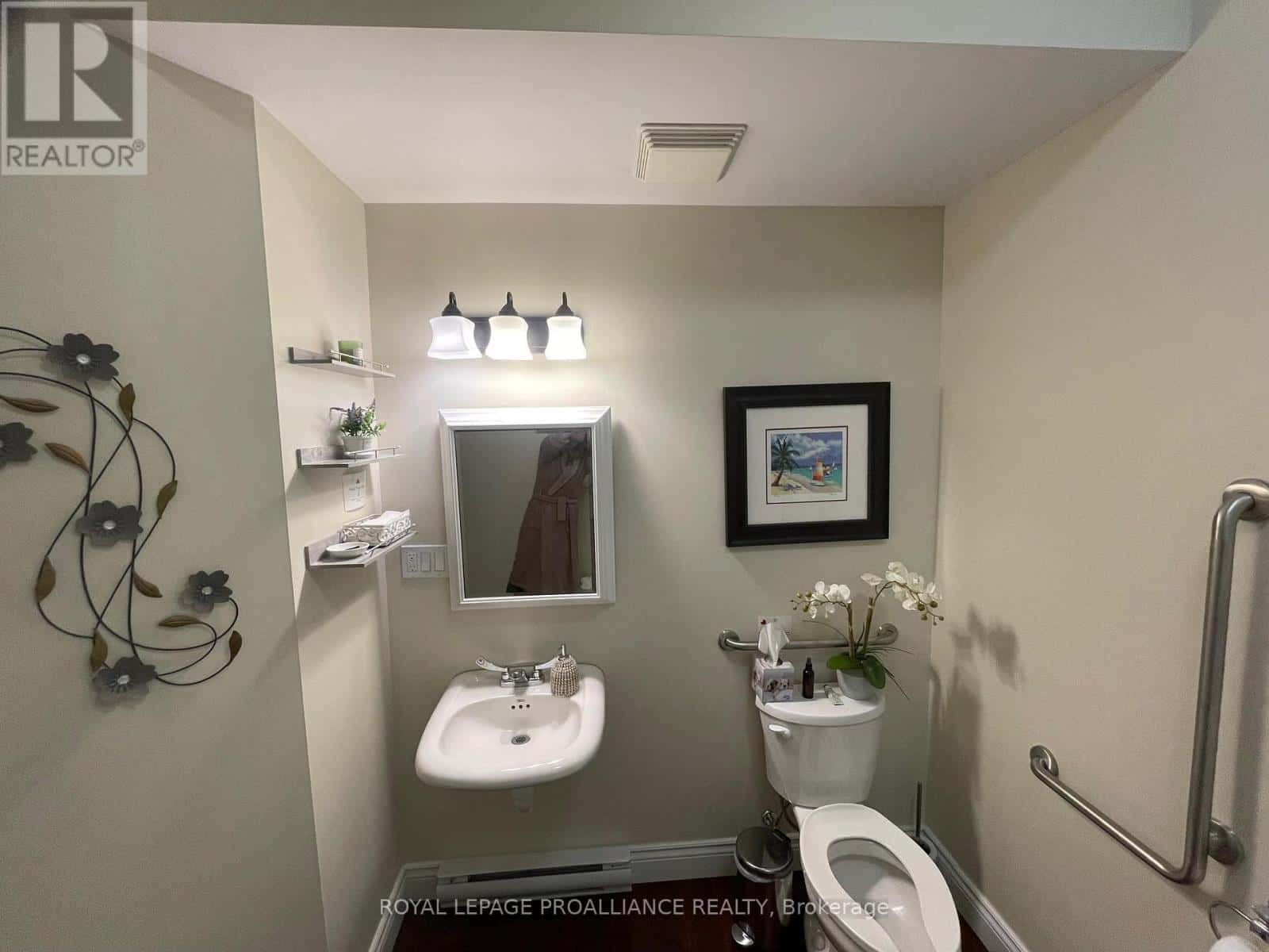 7 FORSYTH STREET N — Marmora and Lake (Marmora Ward), Ontario - Photo 5 of 32