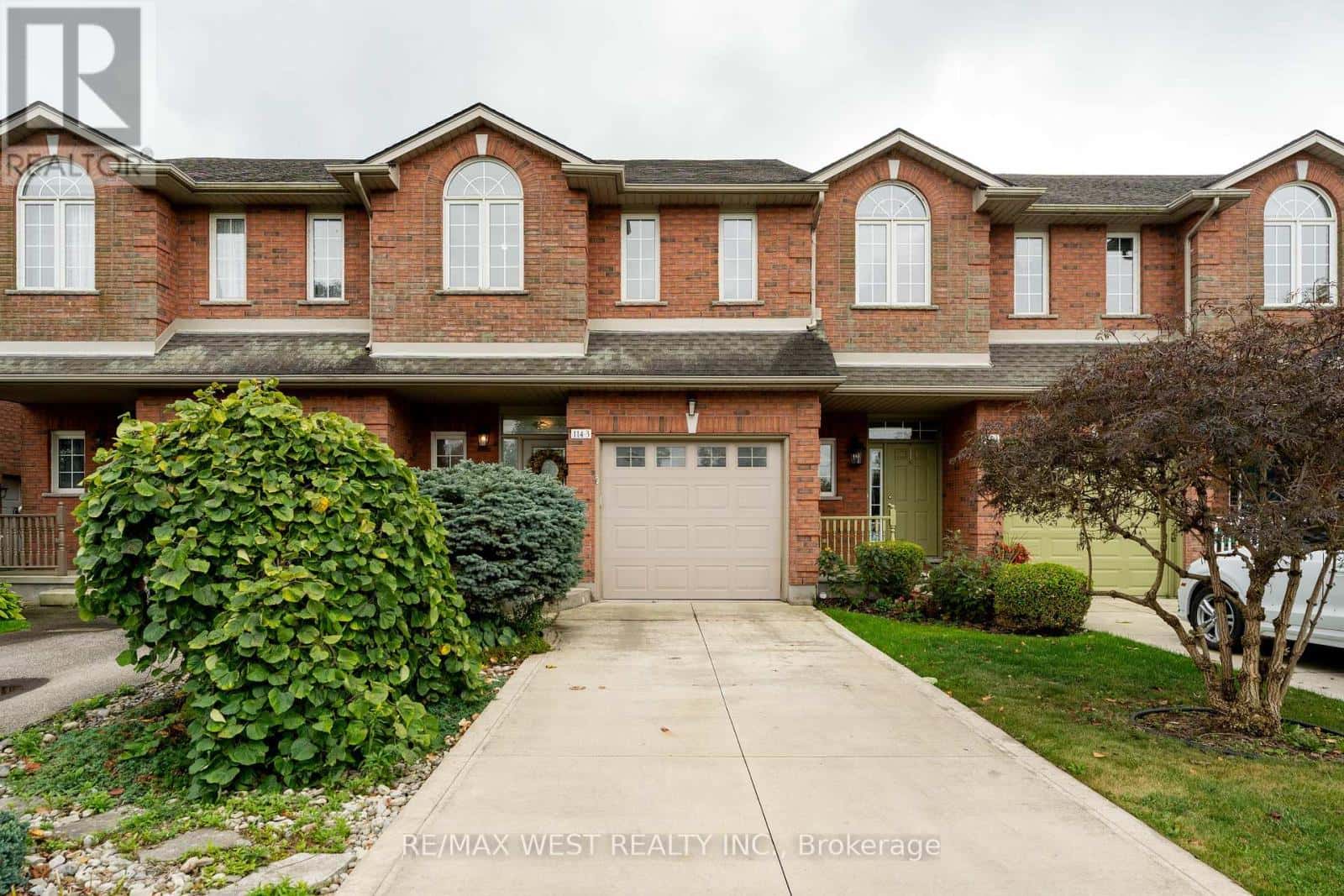 3 - 114 BROWN STREET — Norfolk (Port Dover), Ontario - Photo 3 of 50