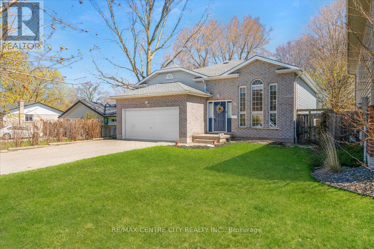 Strathroy-Caradoc (SW), Ontario — Strathroy-Caradoc (SW), Ontario - Main photo