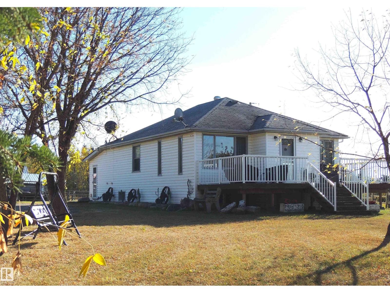 23005 TWP ROAD 572 — Rural Sturgeon County, Alberta - Main photo