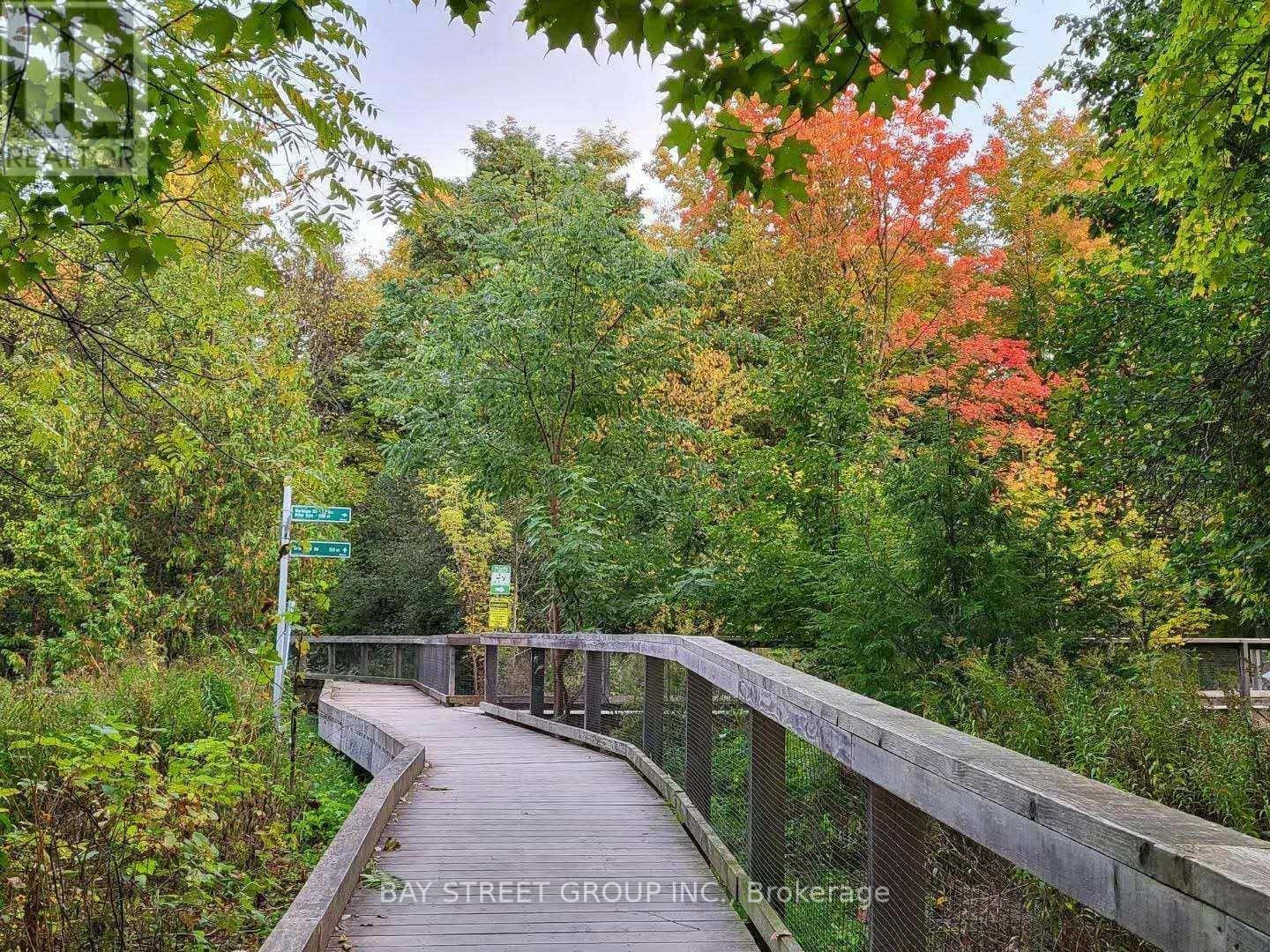 2 RIVERVIEW ROAD — Markham (Bullock), Ontario - Photo 5 of 50
