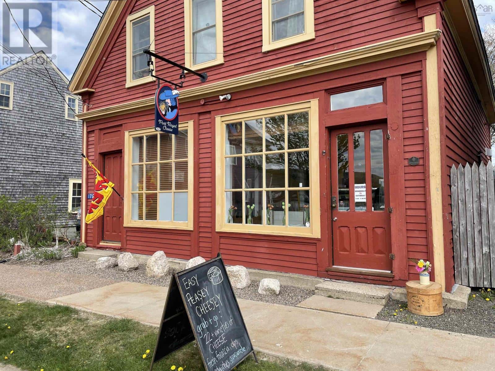 170 St George Street — Annapolis Royal, Nova Scotia - Photo 3 of 41