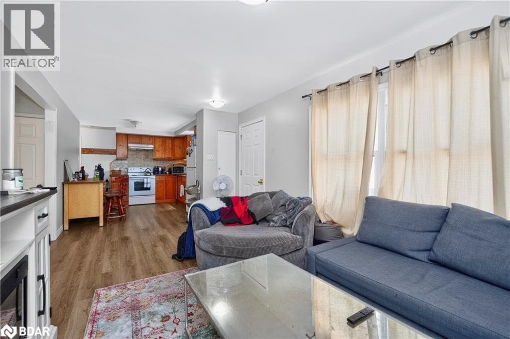 2259 11 Highway S — Gravenhurst, Ontario - Main photo