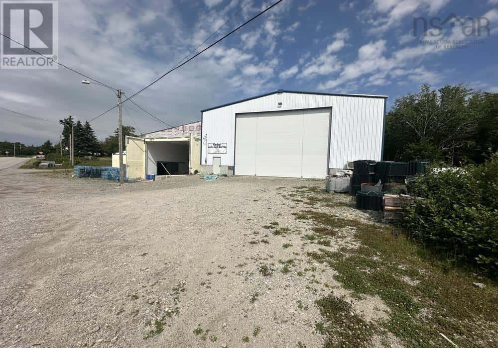 1121 Sandy Point Road