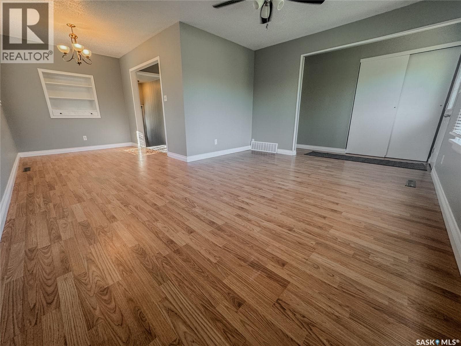 806 Houghton STREET — Indian Head, Saskatchewan - Main photo