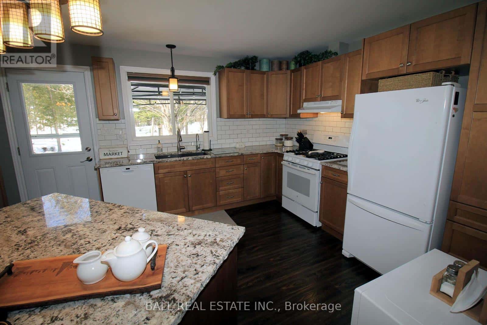 1017 CLEMENT LAKE ROAD — Highlands East (Monmouth), Ontario - Photo 2 of 49