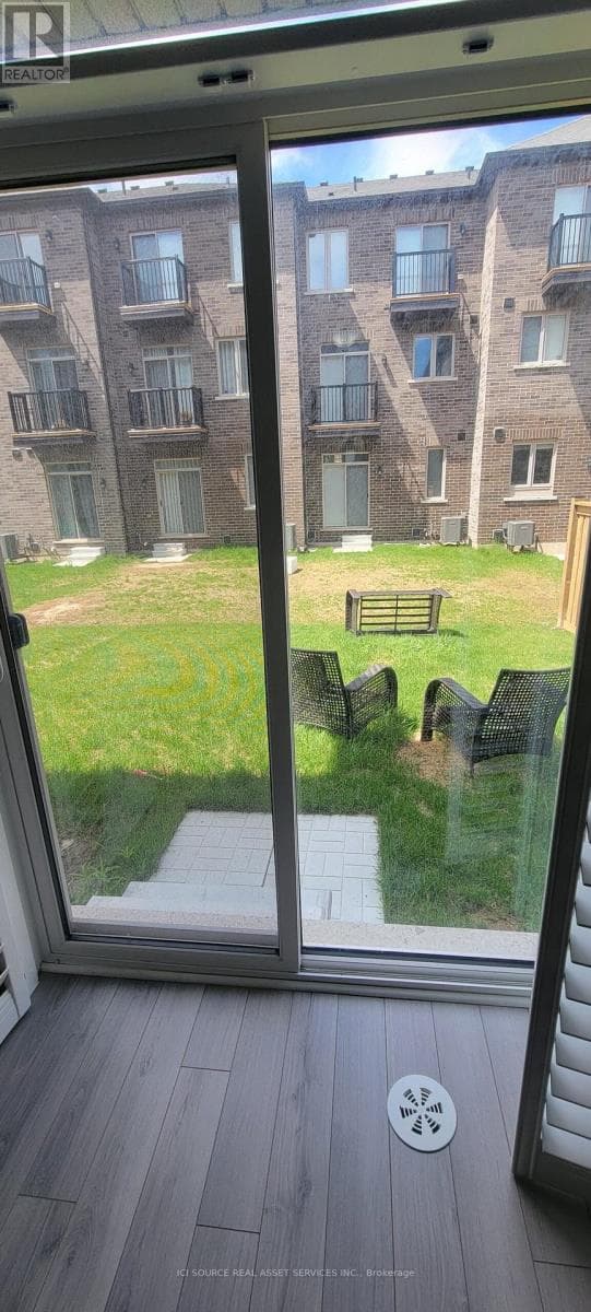 2 - 76 CARNEROS WAY — Markham (Cedar Grove), Ontario - Main photo