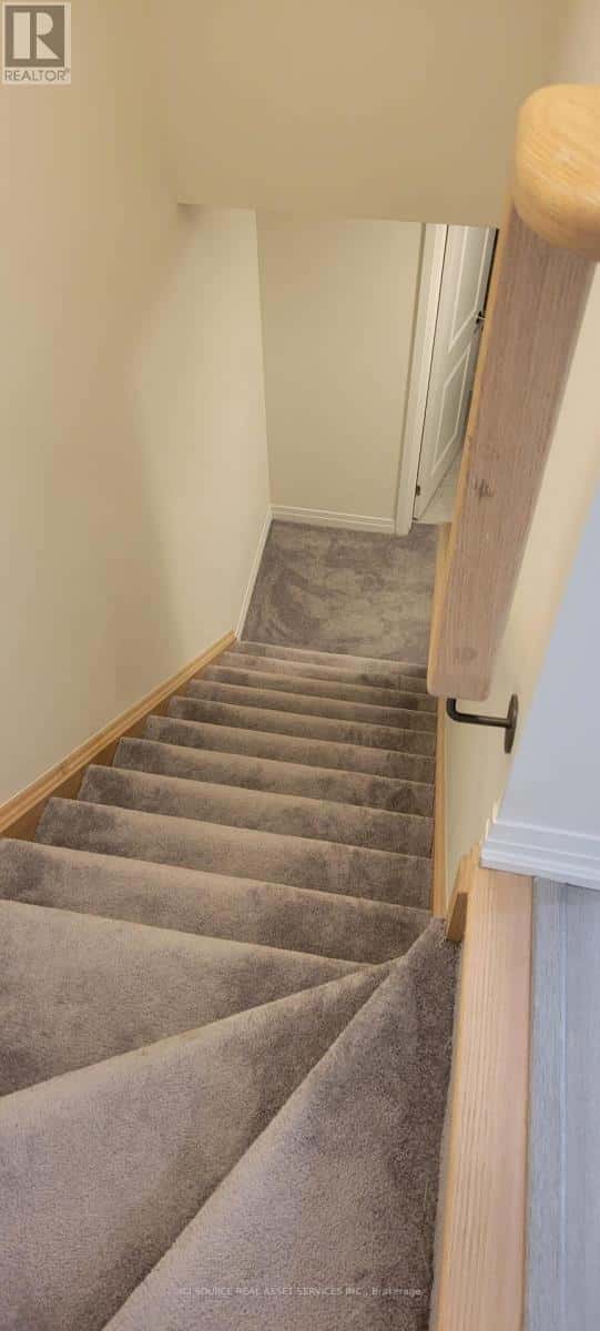 2 - 76 CARNEROS WAY — Markham (Cedar Grove), Ontario - Photo 2 of 14