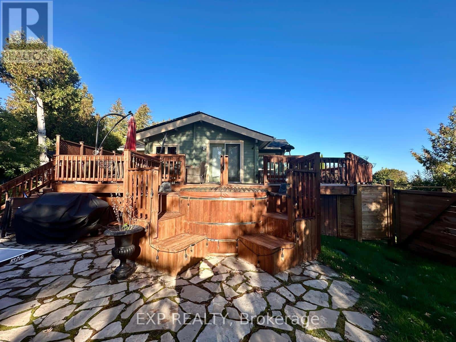 171 CHAMONIX CRESCENT — Blue Mountains, Ontario - Photo 4 of 45