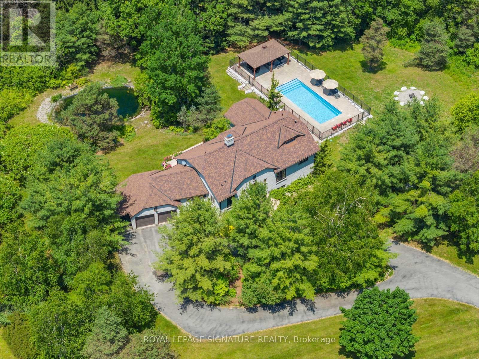 30 KINGSWOOD DRIVE — King, Ontario - Main photo