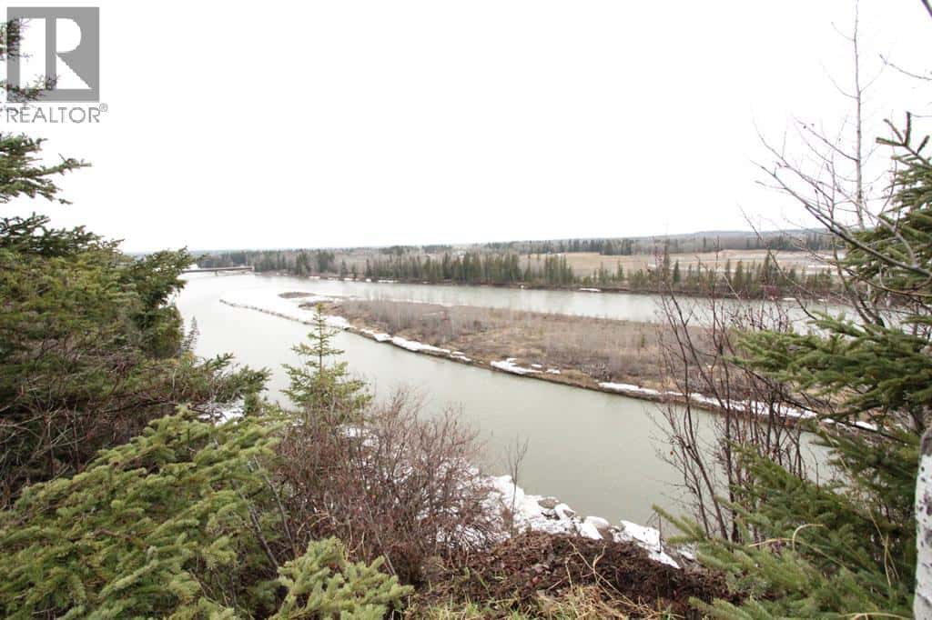 5408 60 Street — Rocky Mountain House, Alberta - Photo 3 of 4