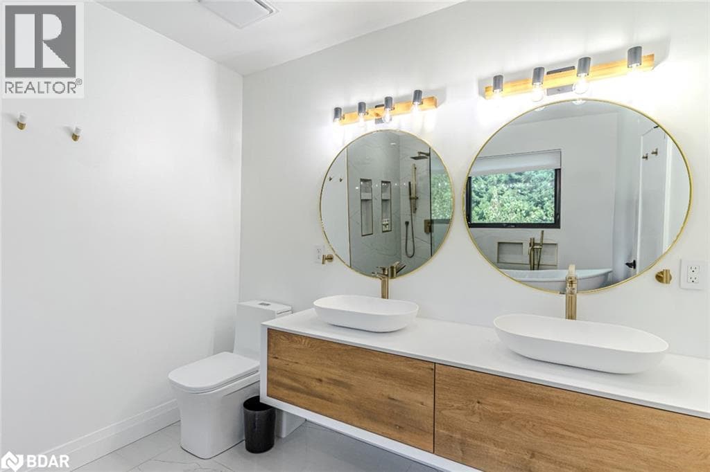 20 HILLVIEW Crescent — Midhurst, Ontario - Main photo