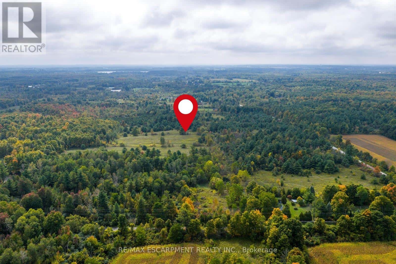 LT 10 SECOND LINE — Milton, Ontario - Photo 3 of 12