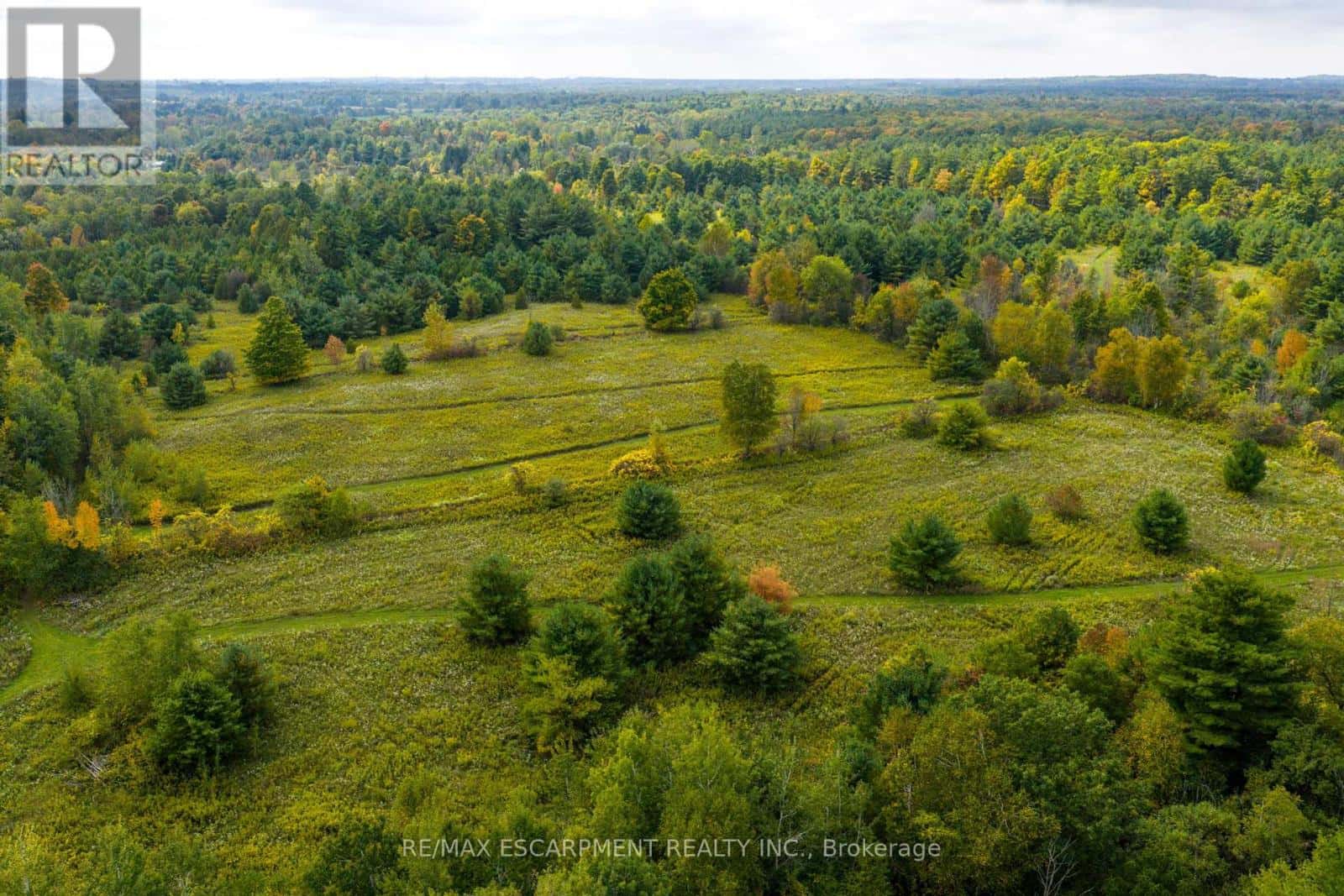 LT 10 SECOND LINE — Milton, Ontario - Photo 5 of 12