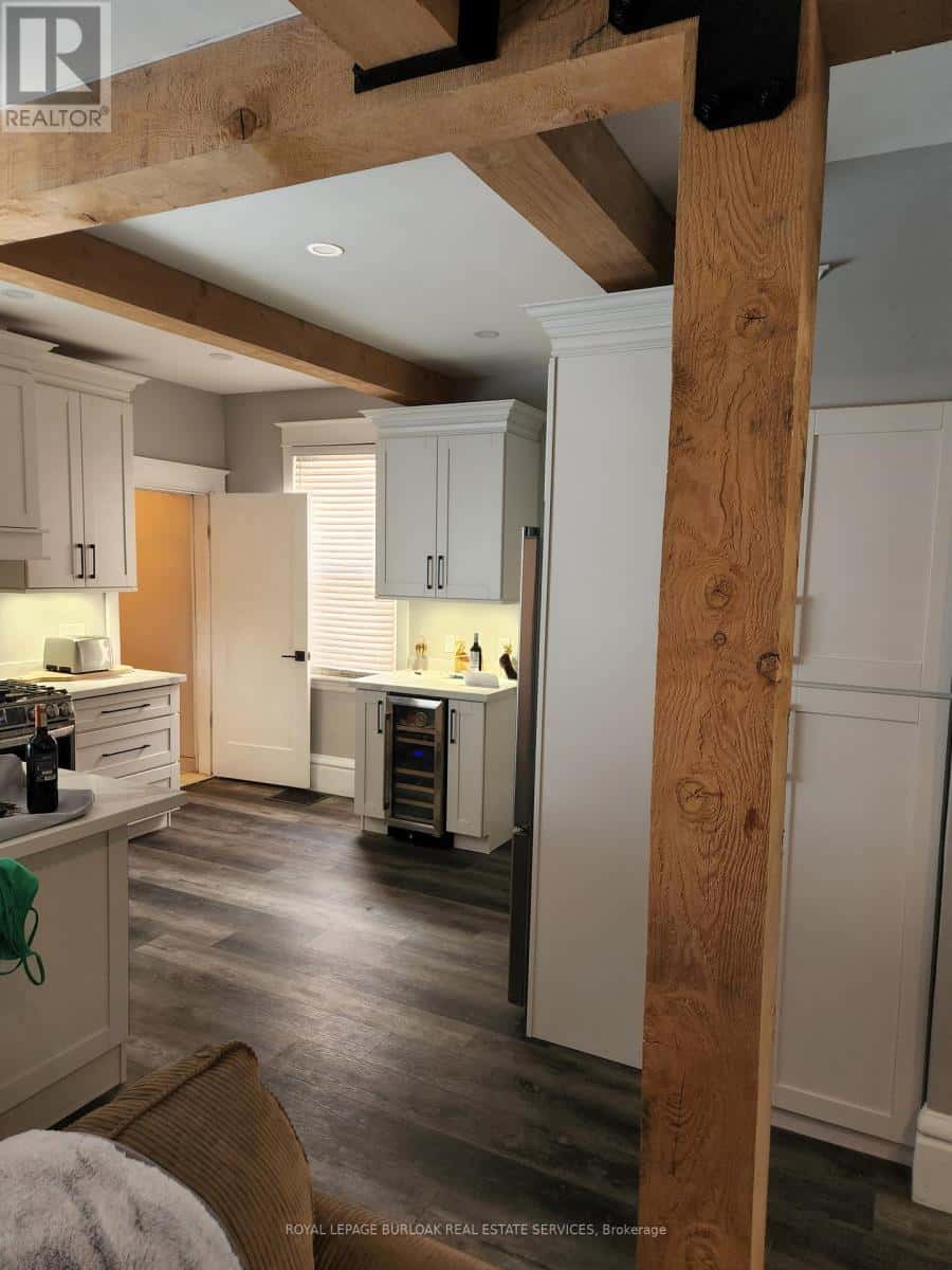 1 - 16 CEDAR AVENUE — Hamilton (Blakeley), Ontario - Photo 5 of 17