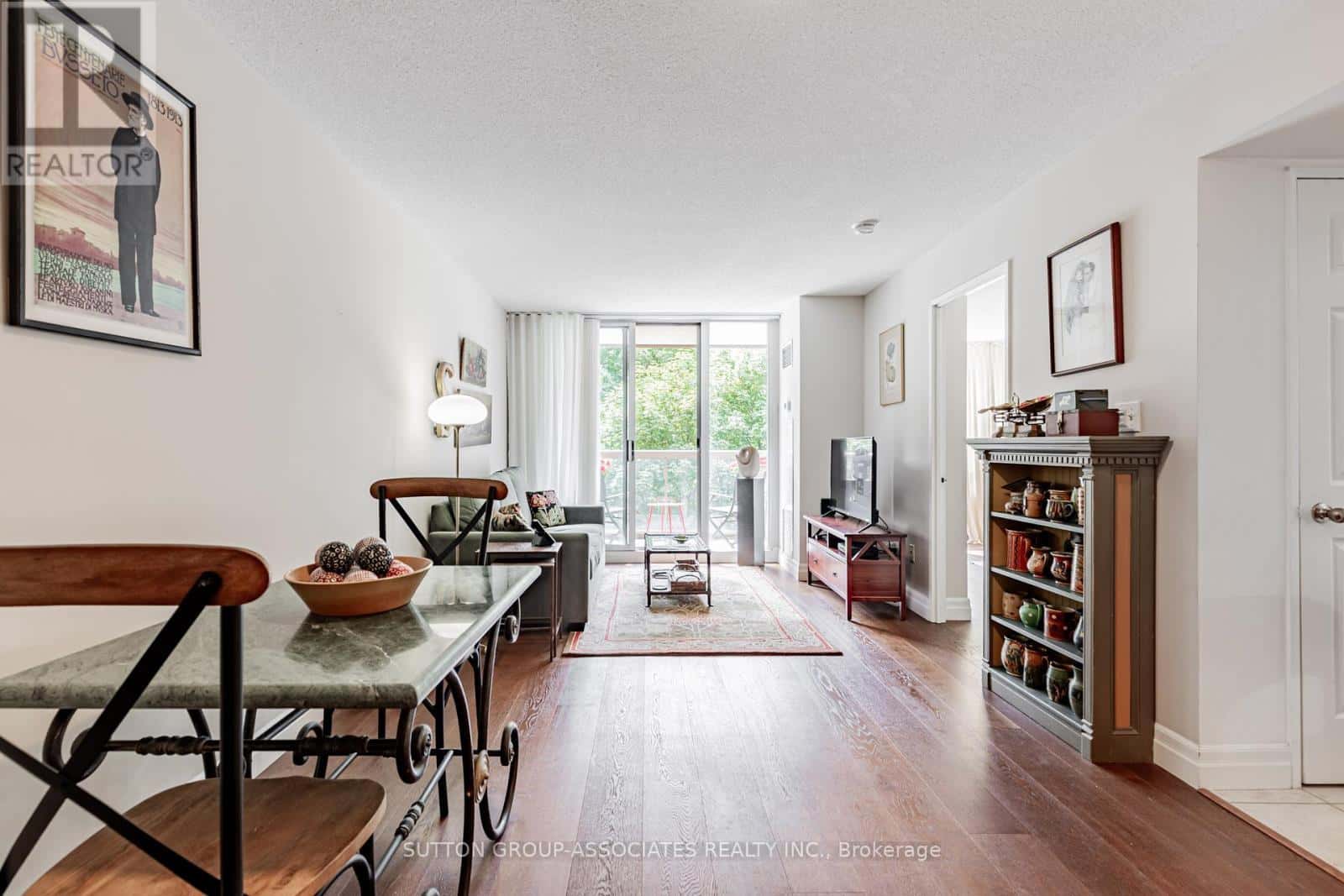 303 - 253 MERTON STREET — Toronto (Mount Pleasant West), Ontario - Photo 2 of 30