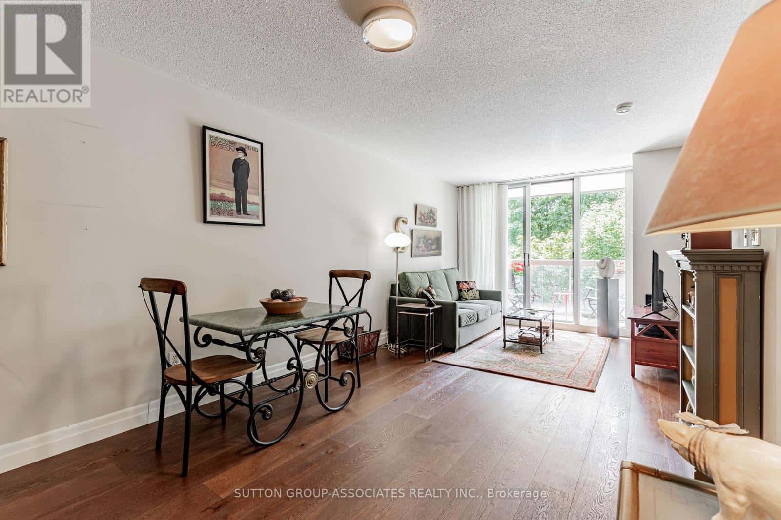 303 - 253 MERTON STREET — Toronto (Mount Pleasant West), Ontario - Photo 5 of 30