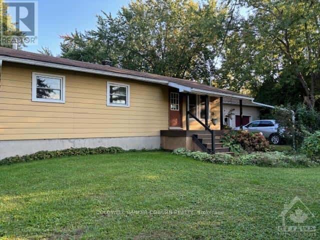 13688 PIGEON ISLAND ROAD — South Dundas, Ontario - Photo 3 of 29