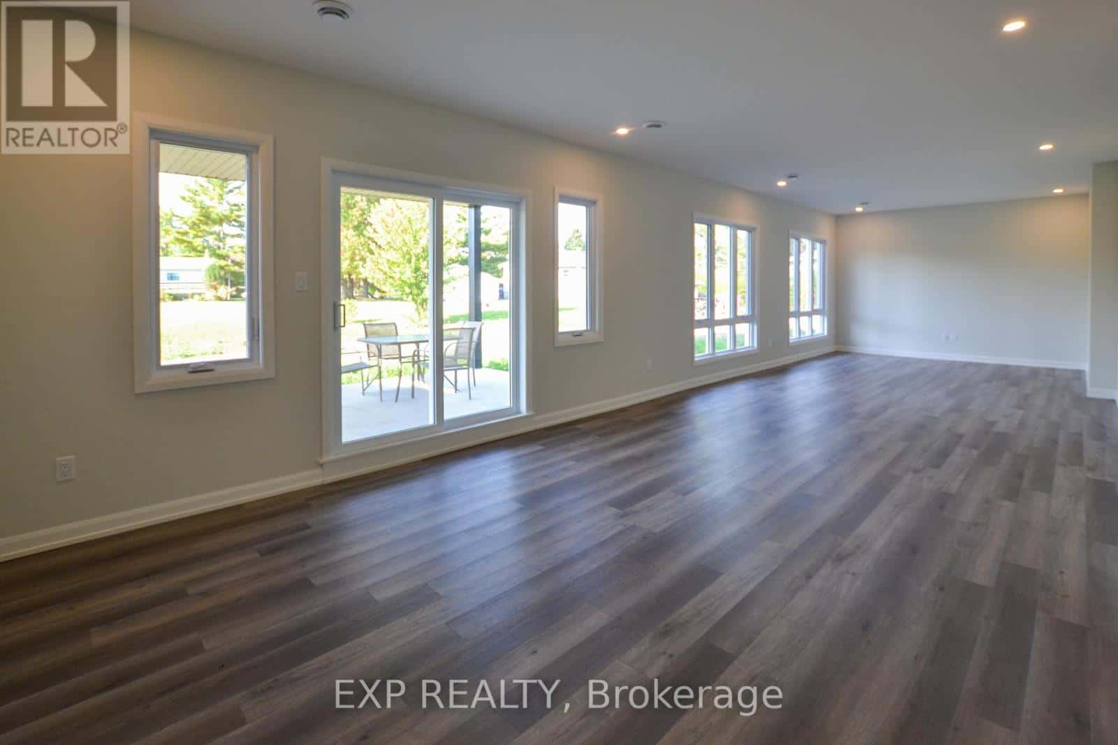 623 MONTESSOR CRESCENT — Clarence-Rockland, Ontario - Photo 5 of 29